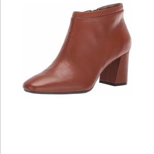 Aerosoles Leather Bootie